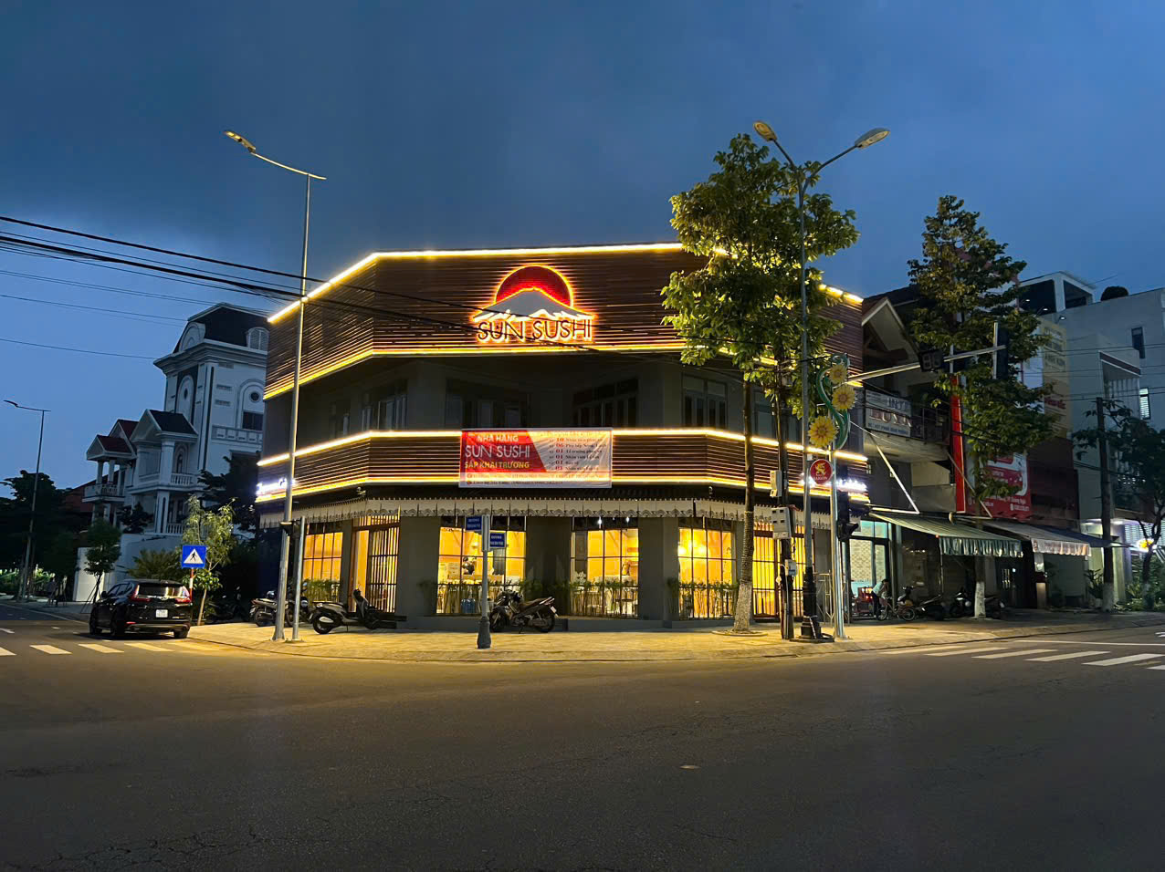 Thi công hoàn thiện nhà hàng Sunsusi